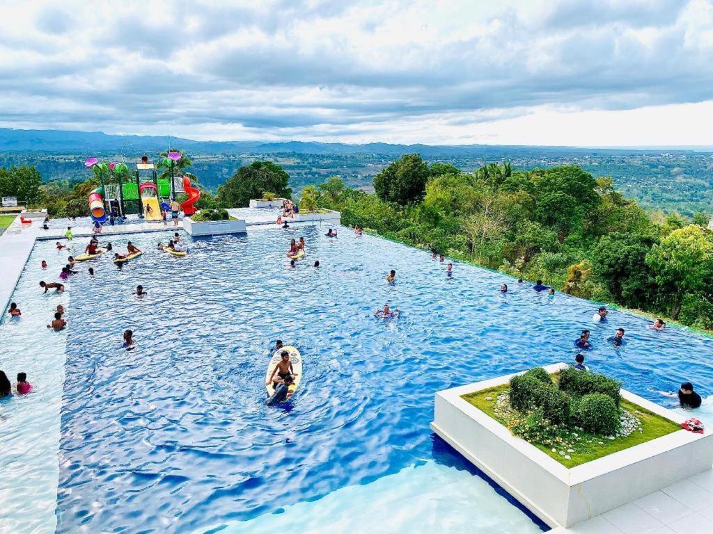 Ultra Winds Mountain Resort (Adults Only) Cagayan de Oro Ngoại thất bức ảnh